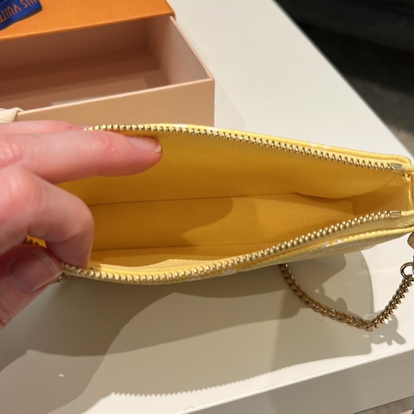 Authentic Louis Vuitton Mini Pochette Lemon Curd Yellow - Picture 6 of 10